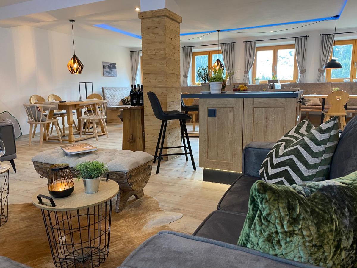 Alm Seasons Premium Chalet & Studios Σάαλμπαχ-Χίντεργκλεμ Εξωτερικό φωτογραφία