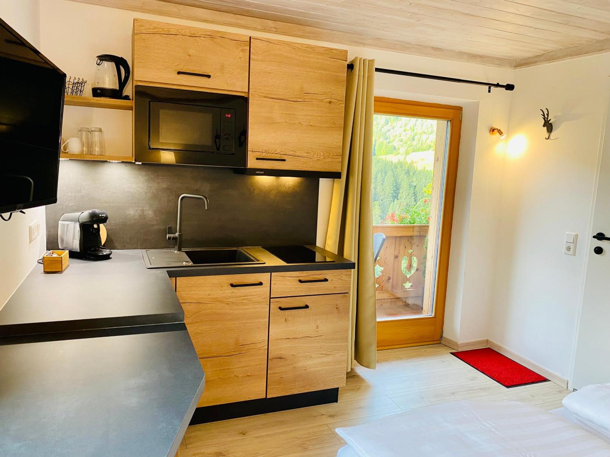 Alm Seasons Premium Chalet & Studios Σάαλμπαχ-Χίντεργκλεμ Δωμάτιο φωτογραφία